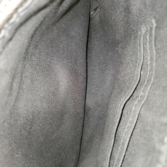 Beautiful coach purse - Picture 15 of 16